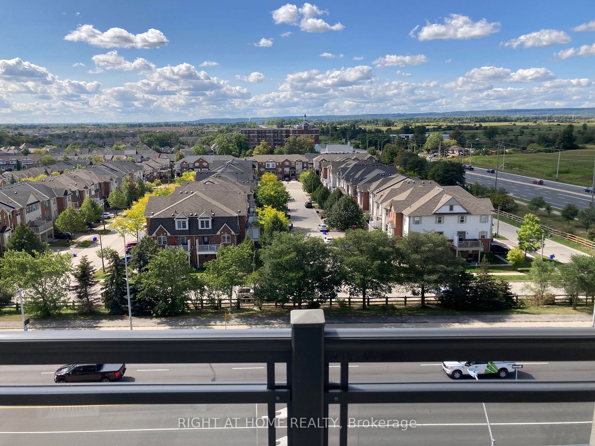 2490 Old Bronte Rd, #721