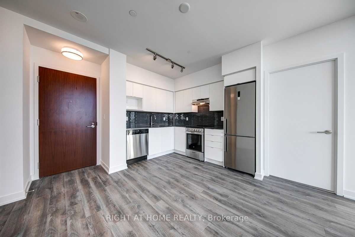 120 Varna Drive, #1503