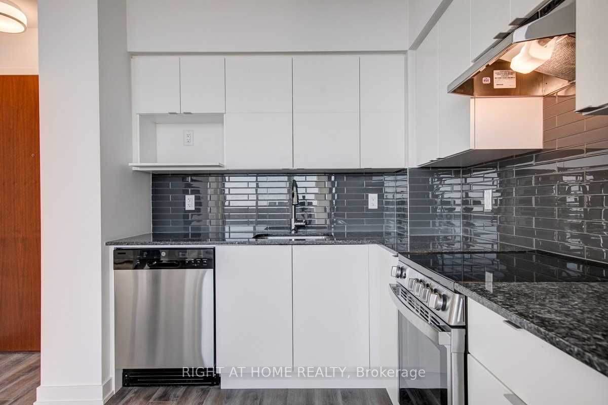 120 Varna Drive, #1503