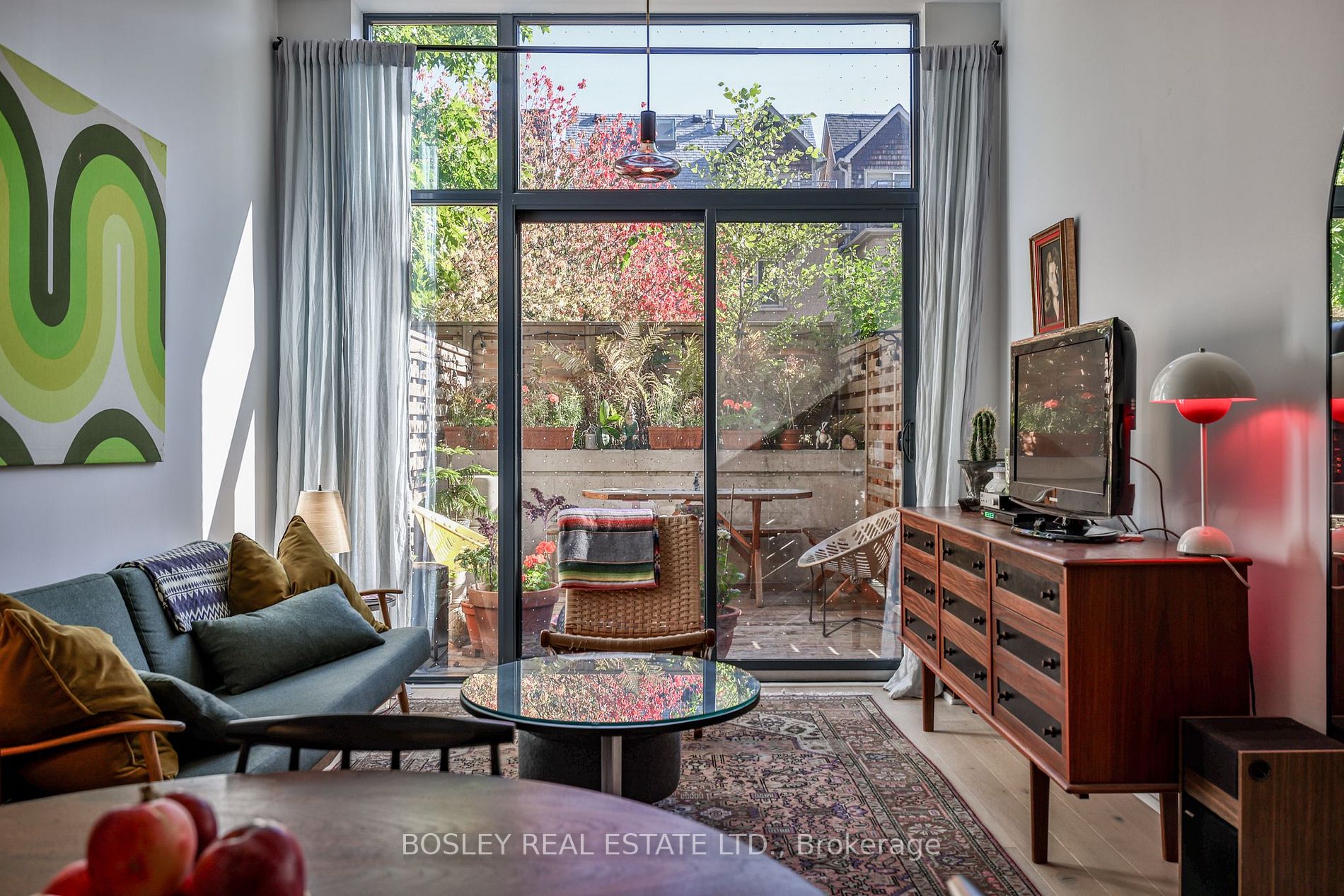 35 Wabash Ave, #106