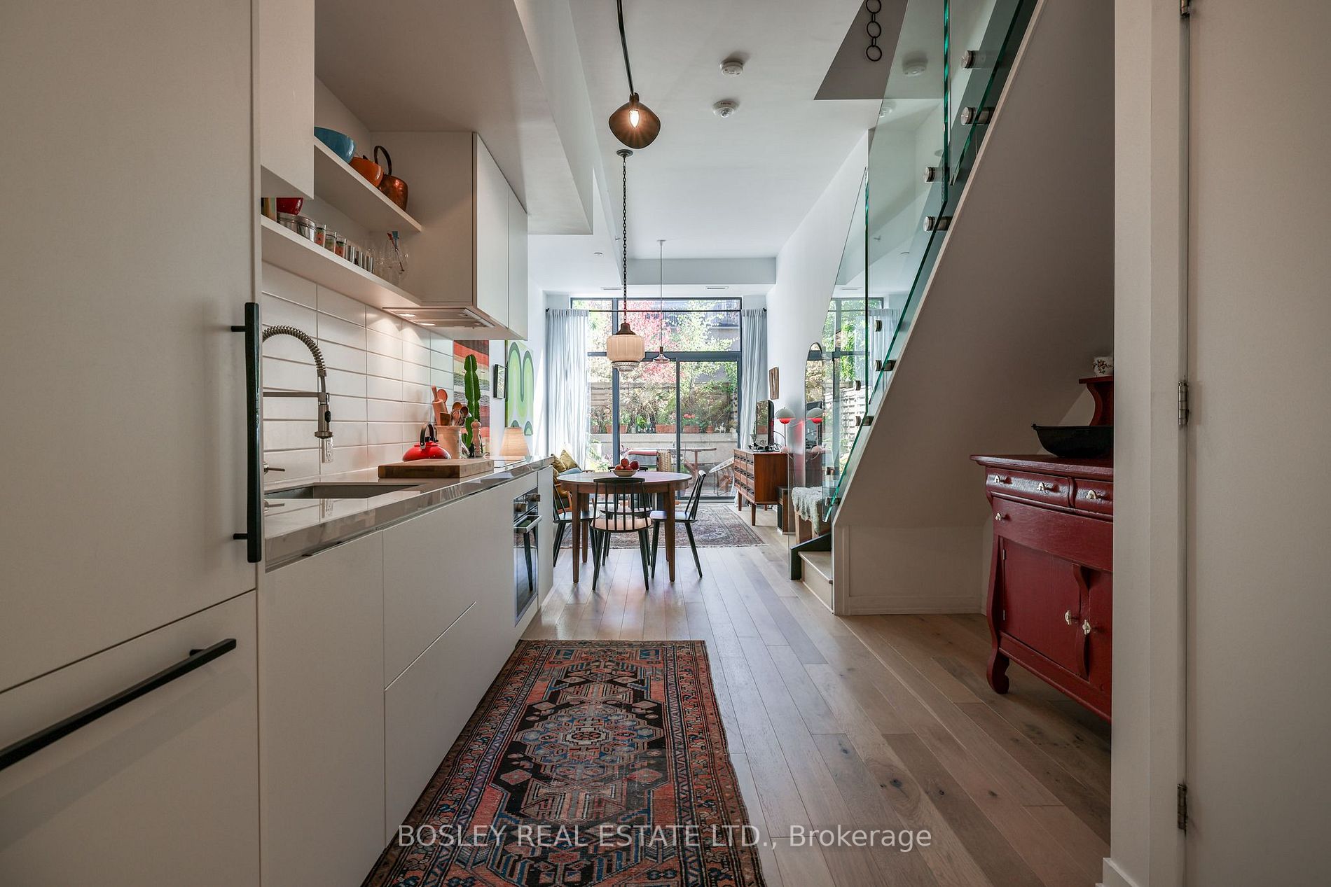 35 Wabash Ave, #106