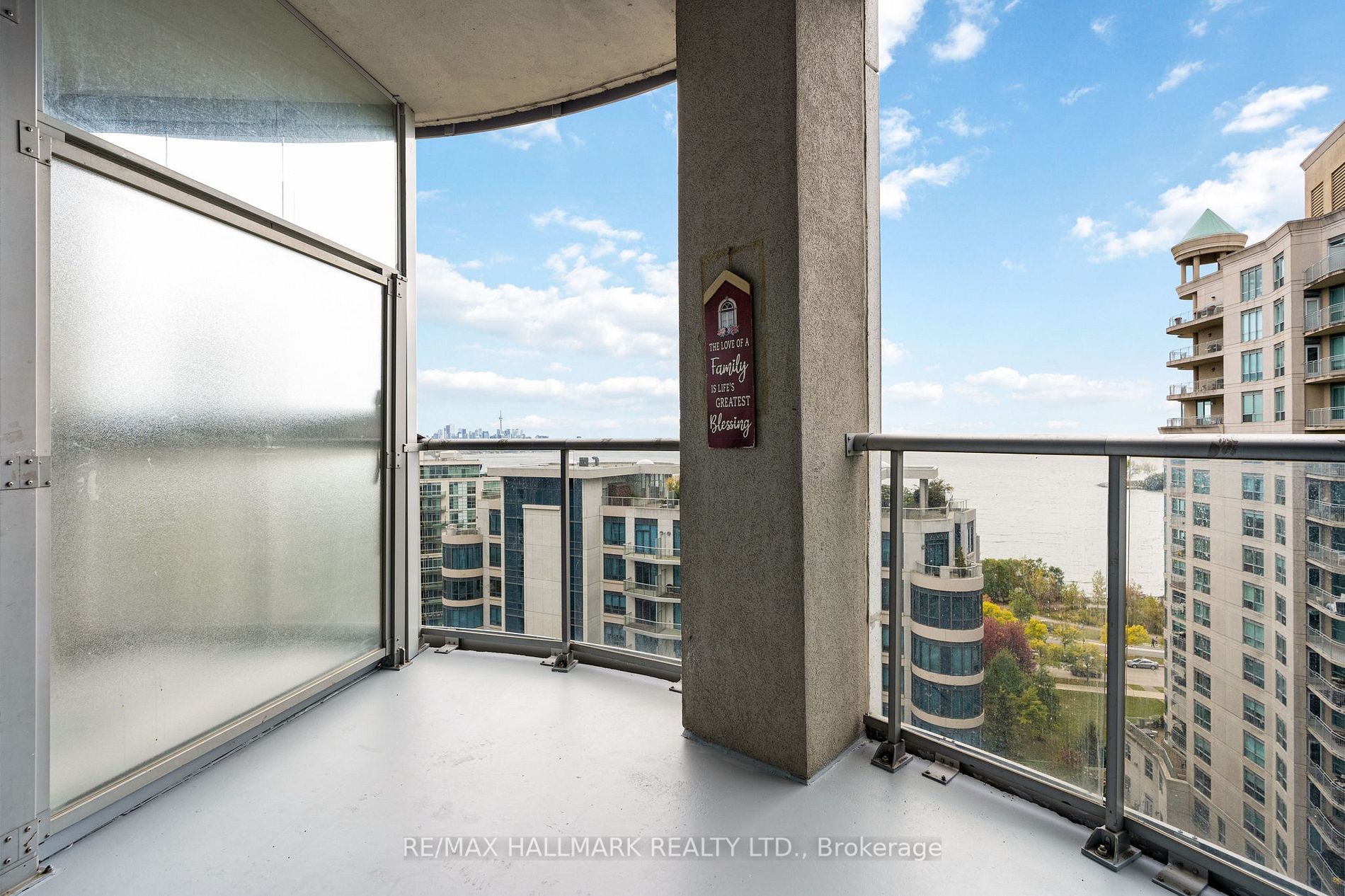 2087 Lake Shore Blvd W, #1404