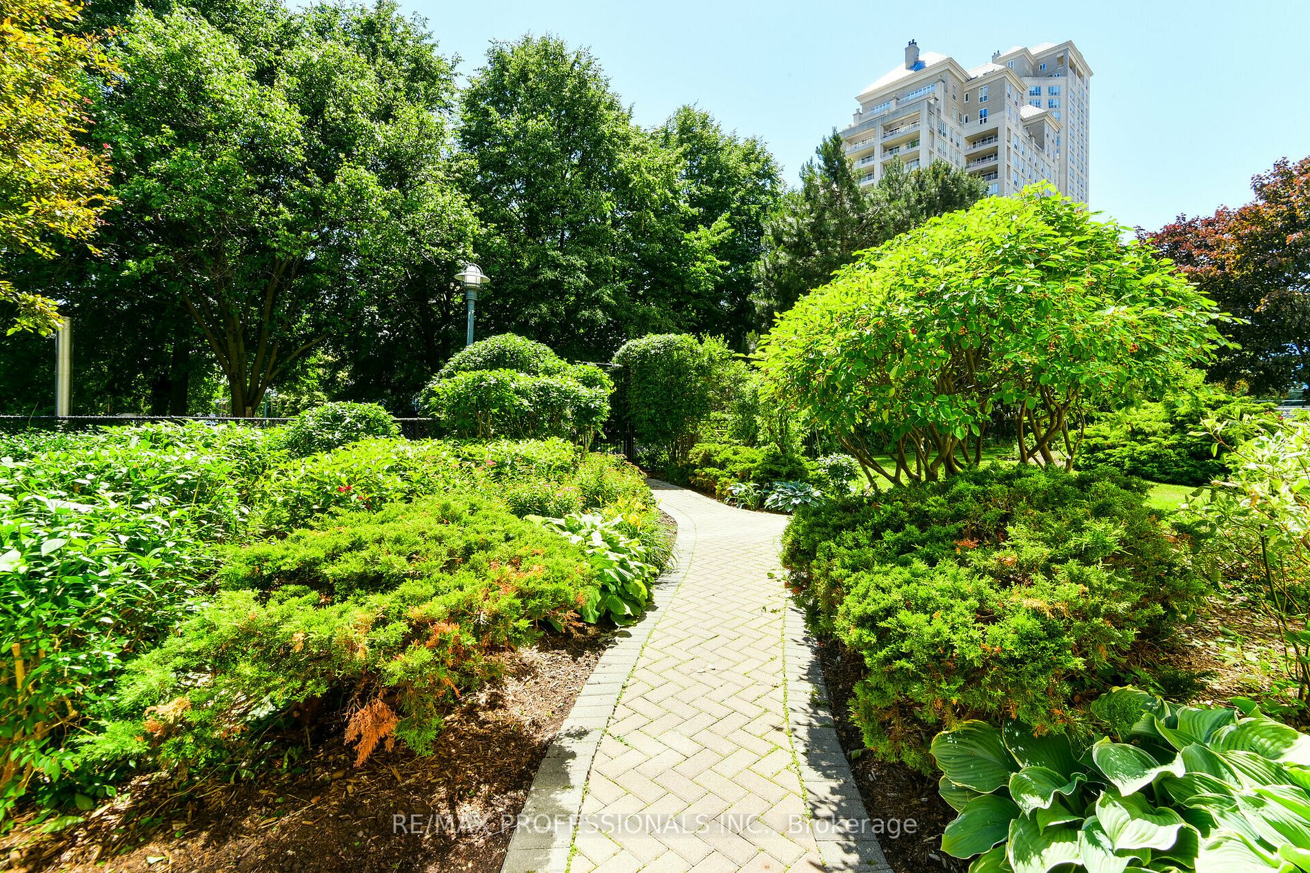 2267 Lake Shore Blvd W, #315