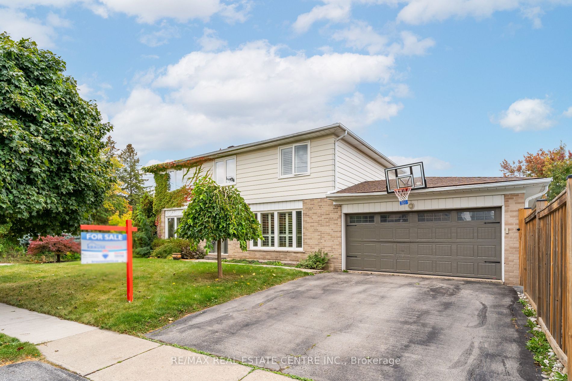 116 Rexway Dr