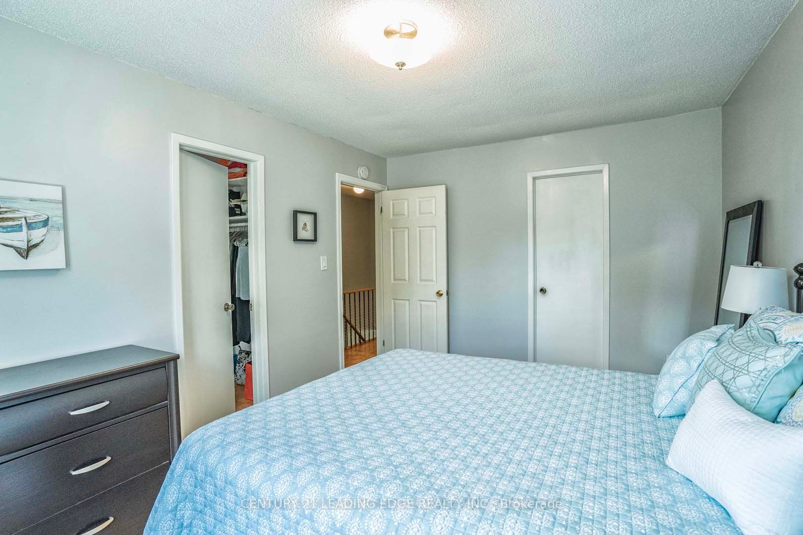 68 Foster Cres, #68