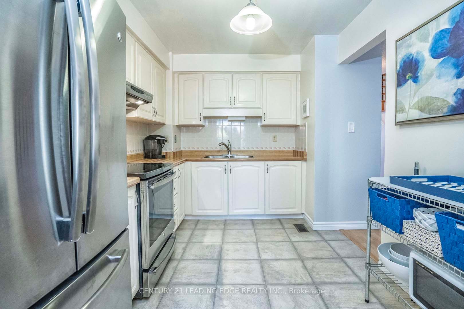 68 Foster Cres, #68