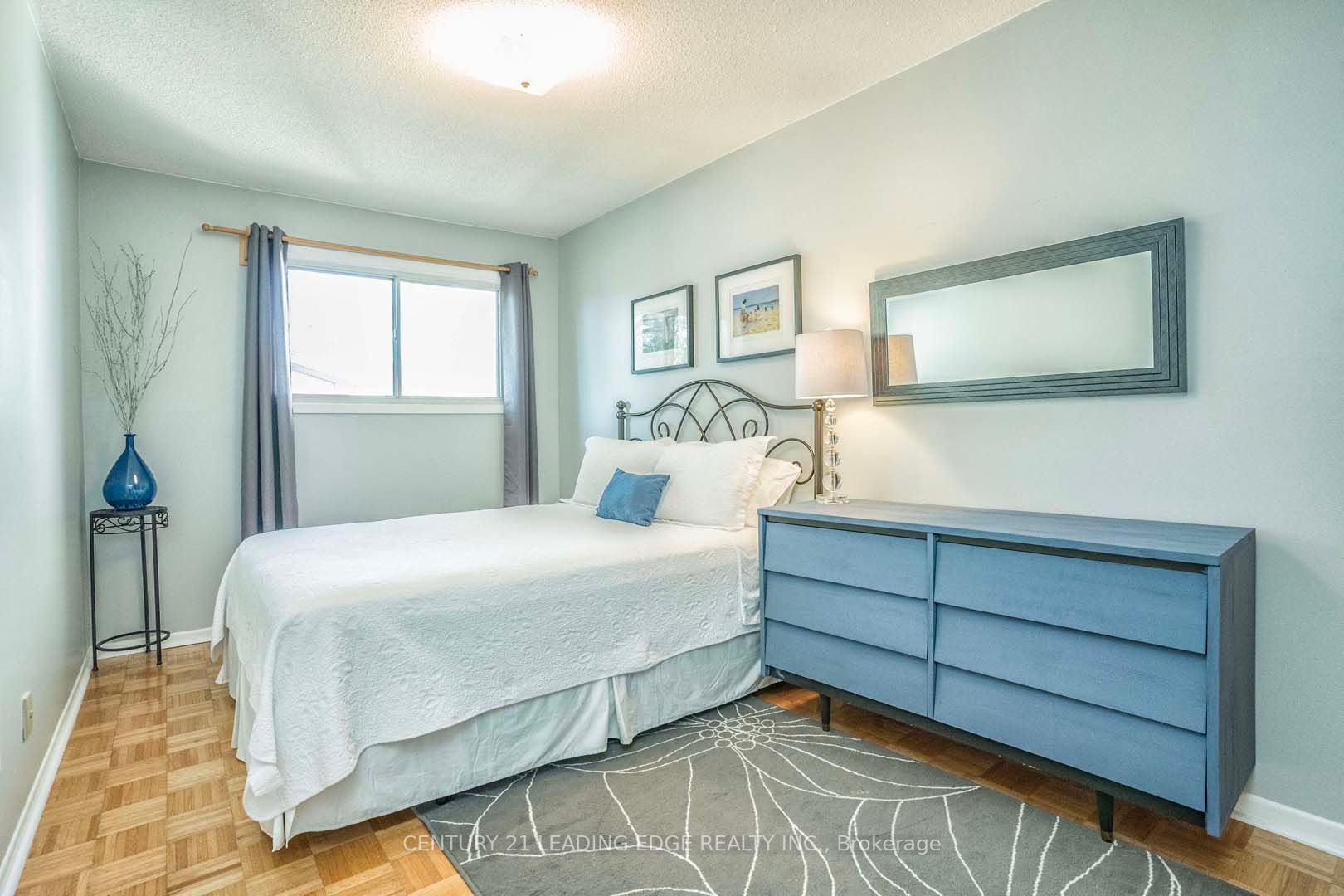 68 Foster Cres, #68