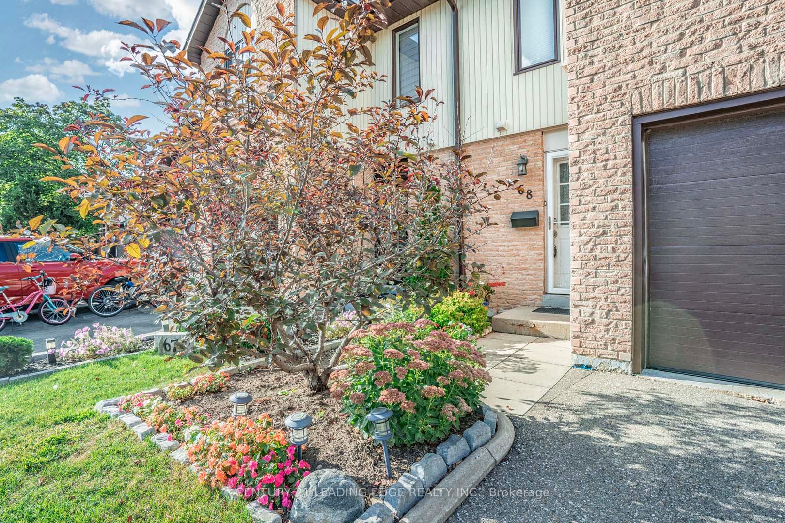 68 Foster Cres, #68
