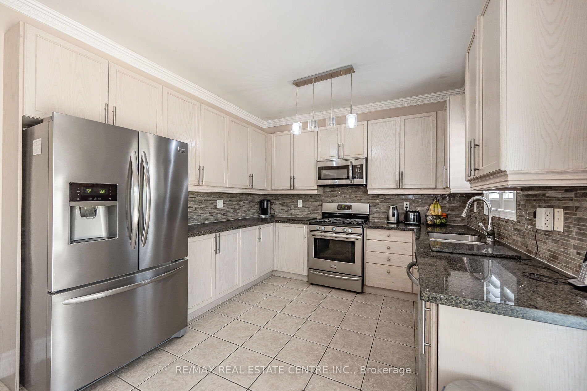 34 Dovergreen Dr