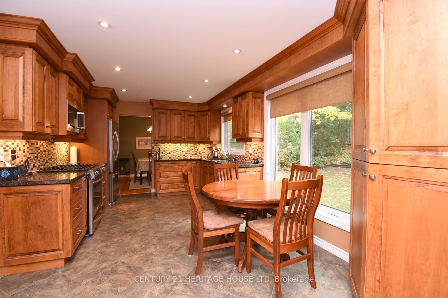 30 Forest Park Rd
