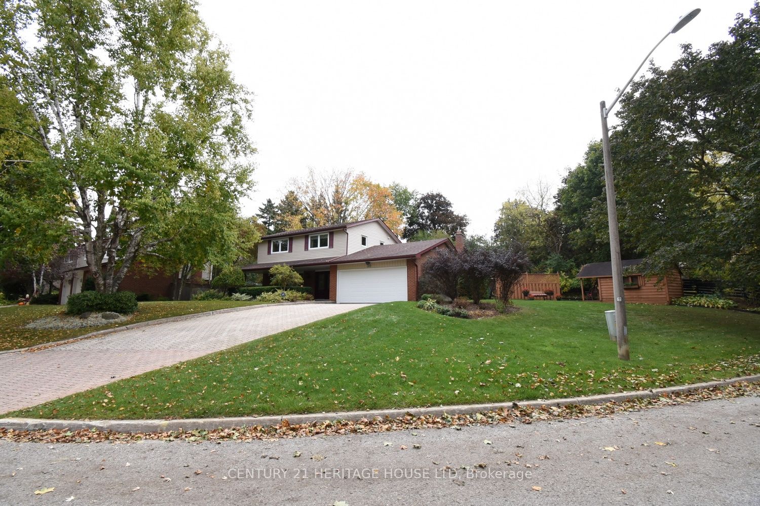 30 Forest Park Rd