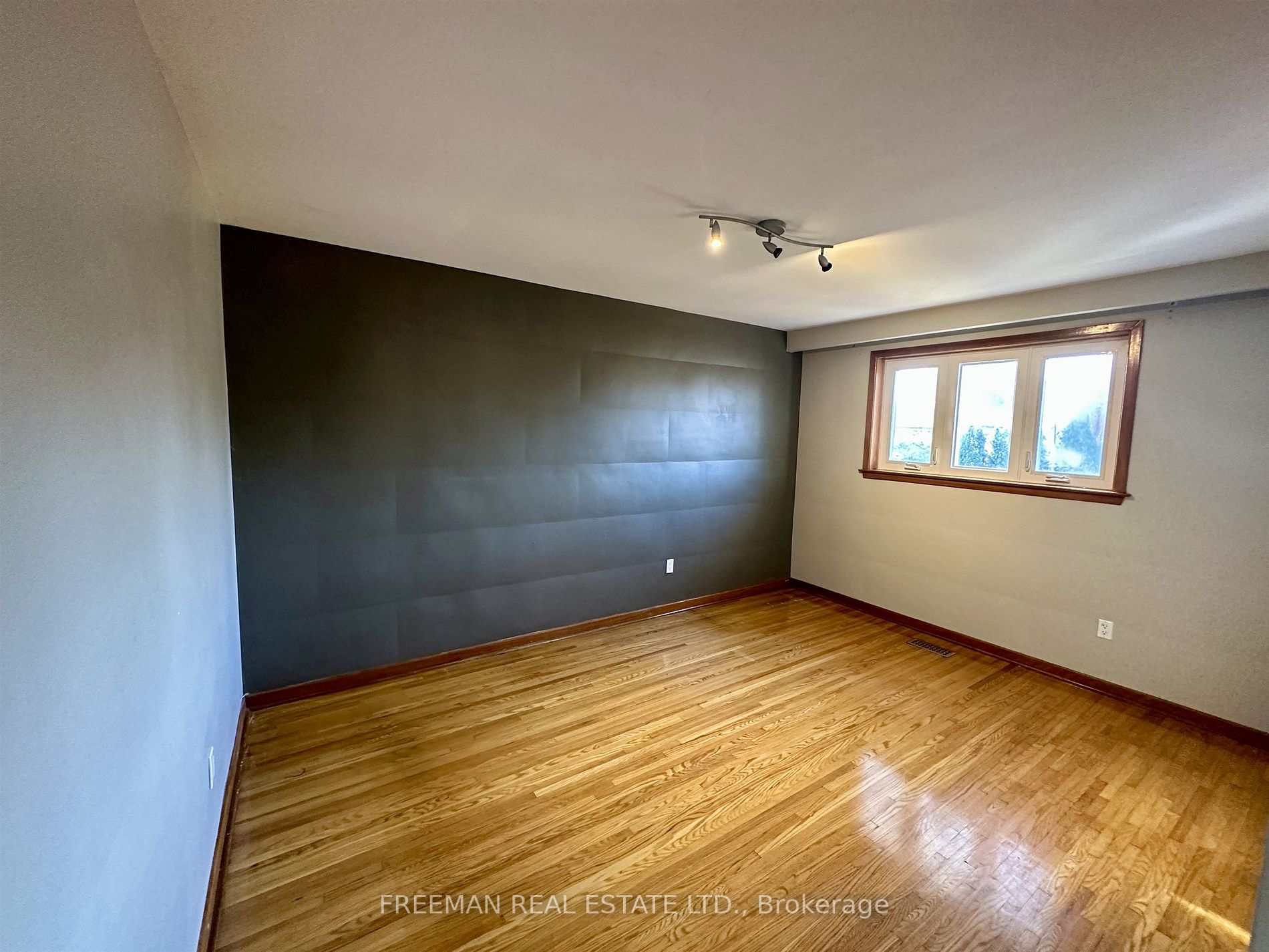 50 Lemonwood Drive