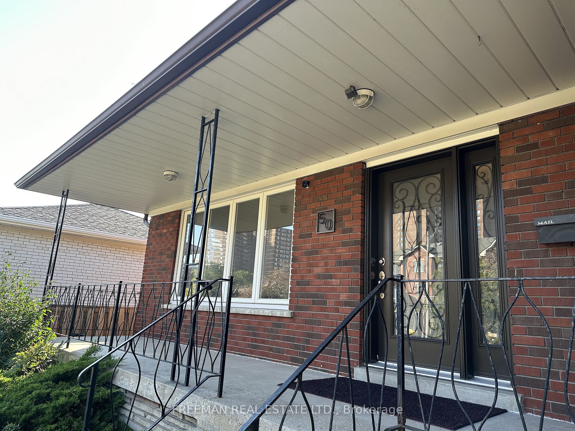 50 Lemonwood Drive