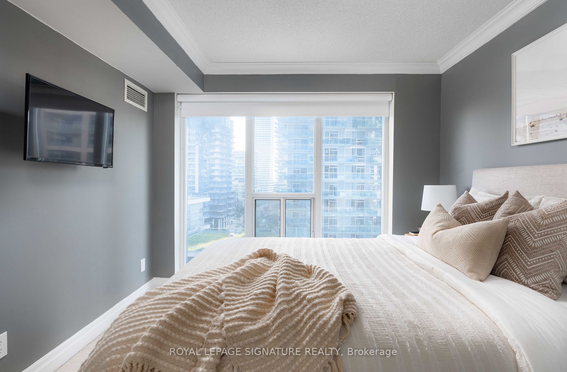 2121 Lake Shore Blvd W, #1012