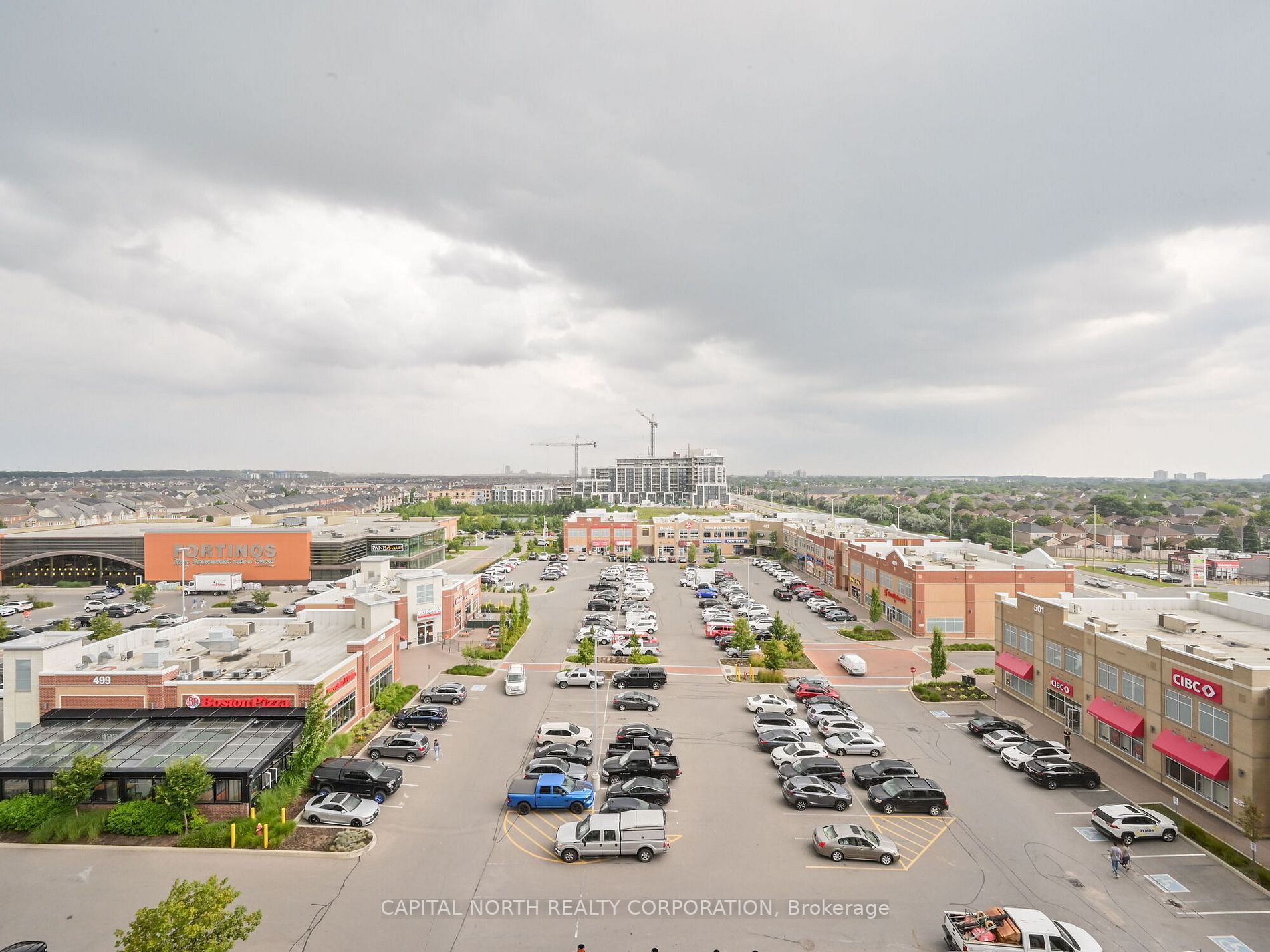 509 Dundas St W, #711