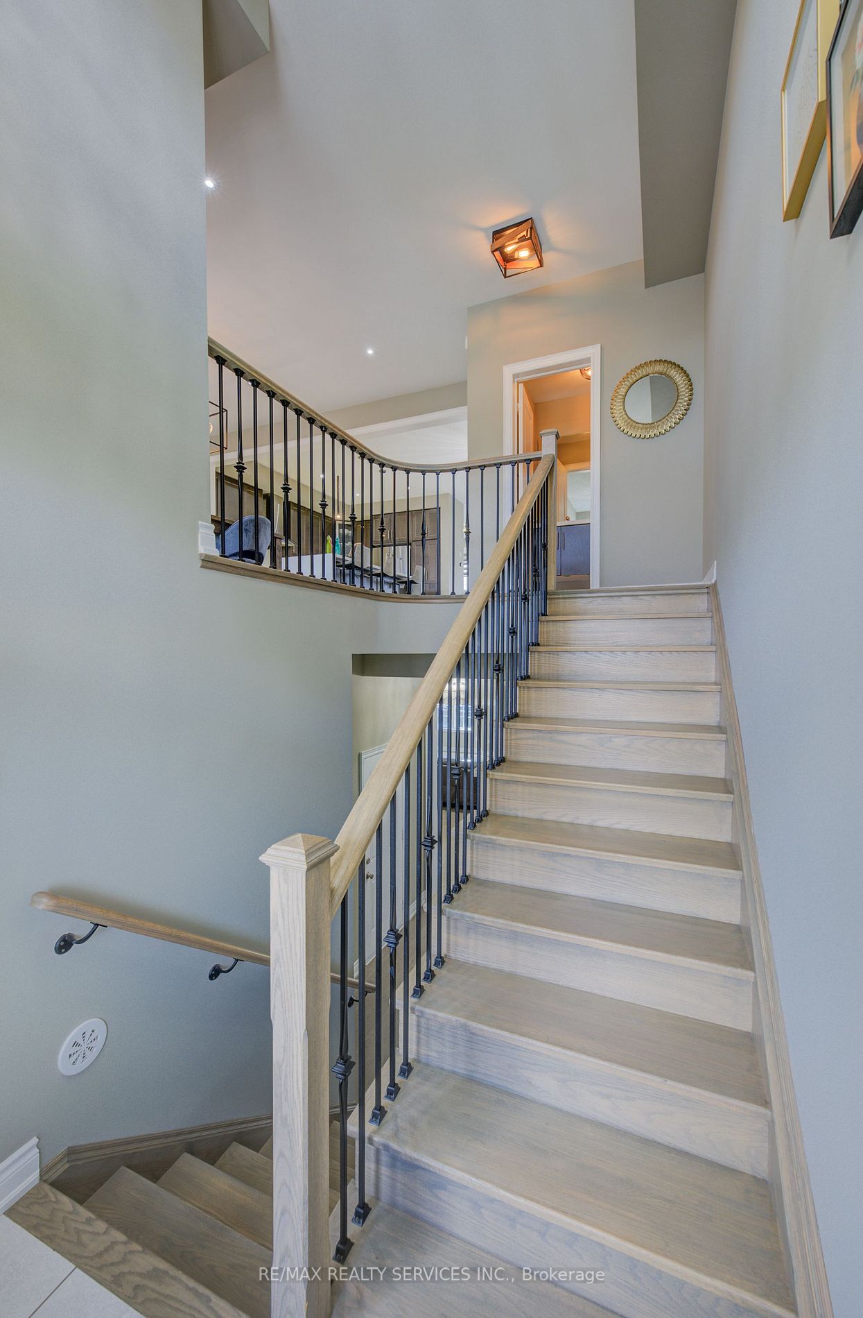 3077 Postridge Drive