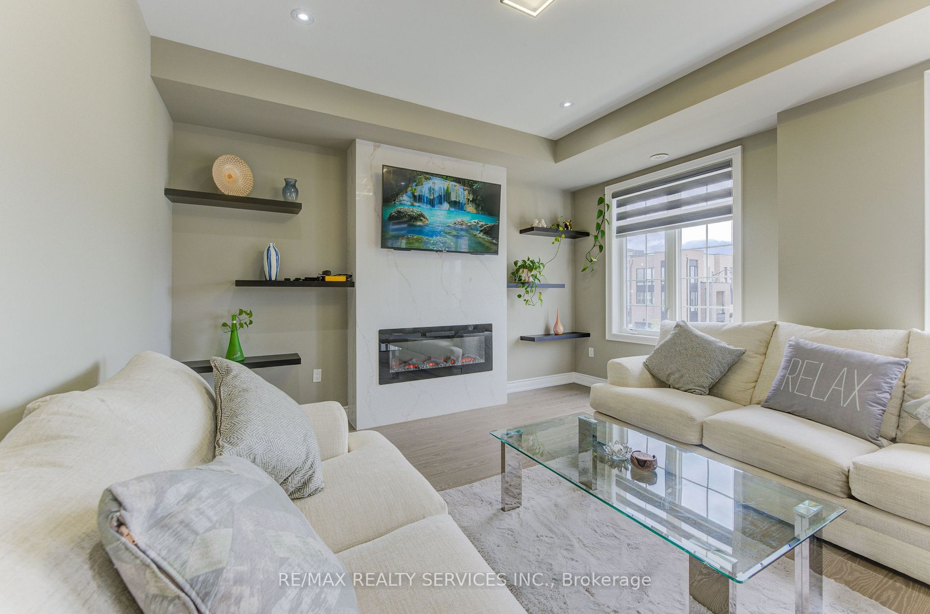 3077 Postridge Drive