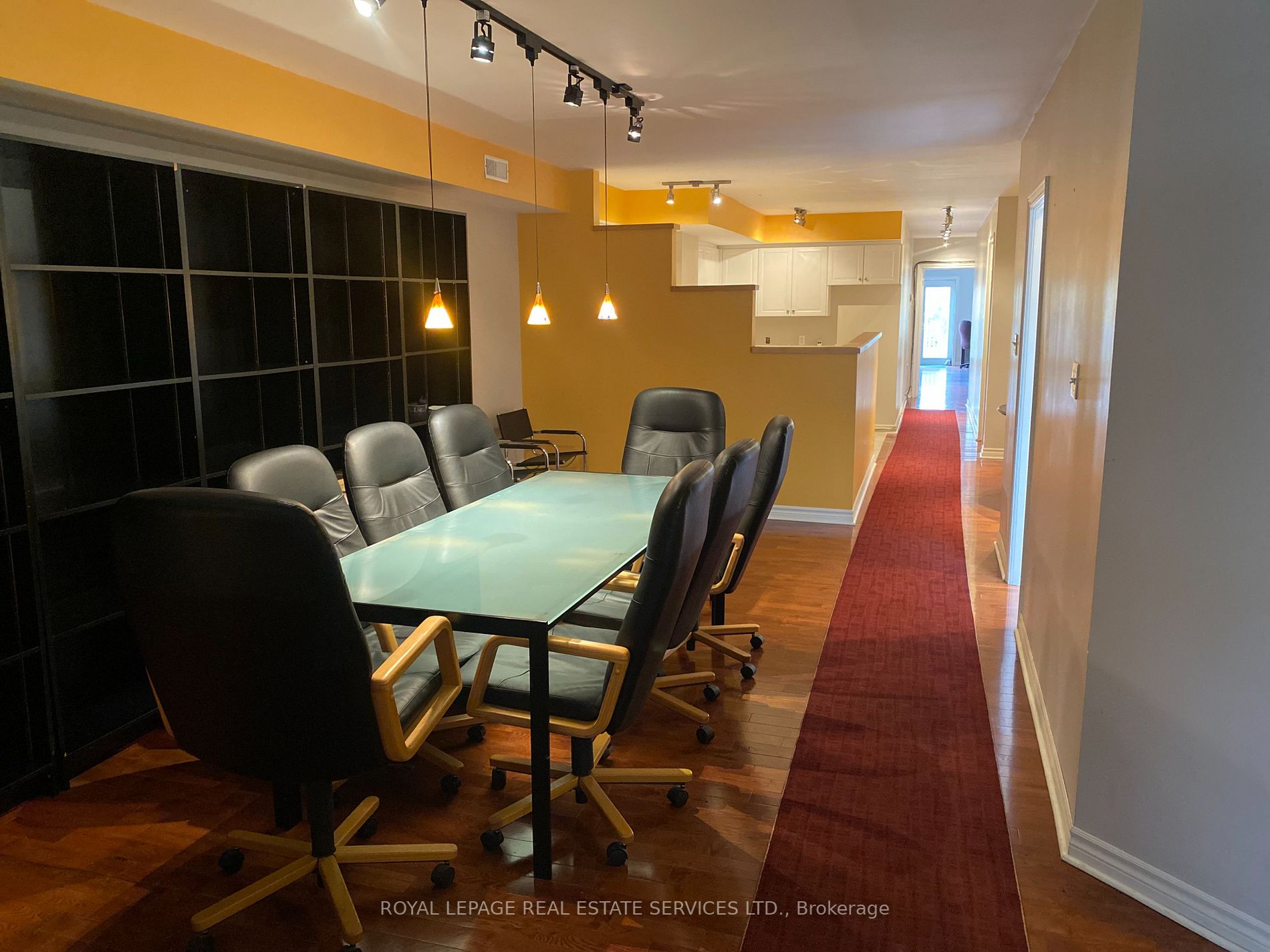 2938 Bloor St W, #2nd Flr