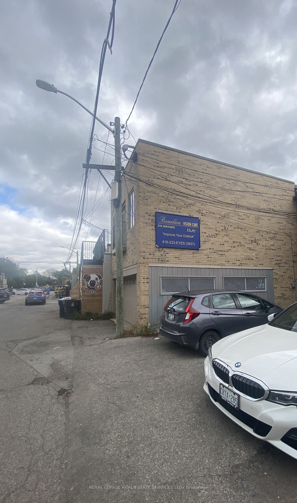 2938 Bloor St W, #2nd Flr