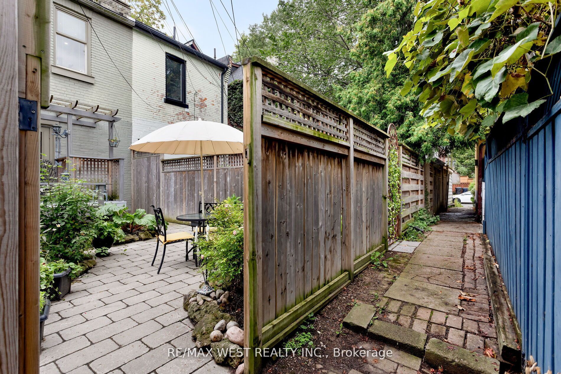 14 Melbourne Ave