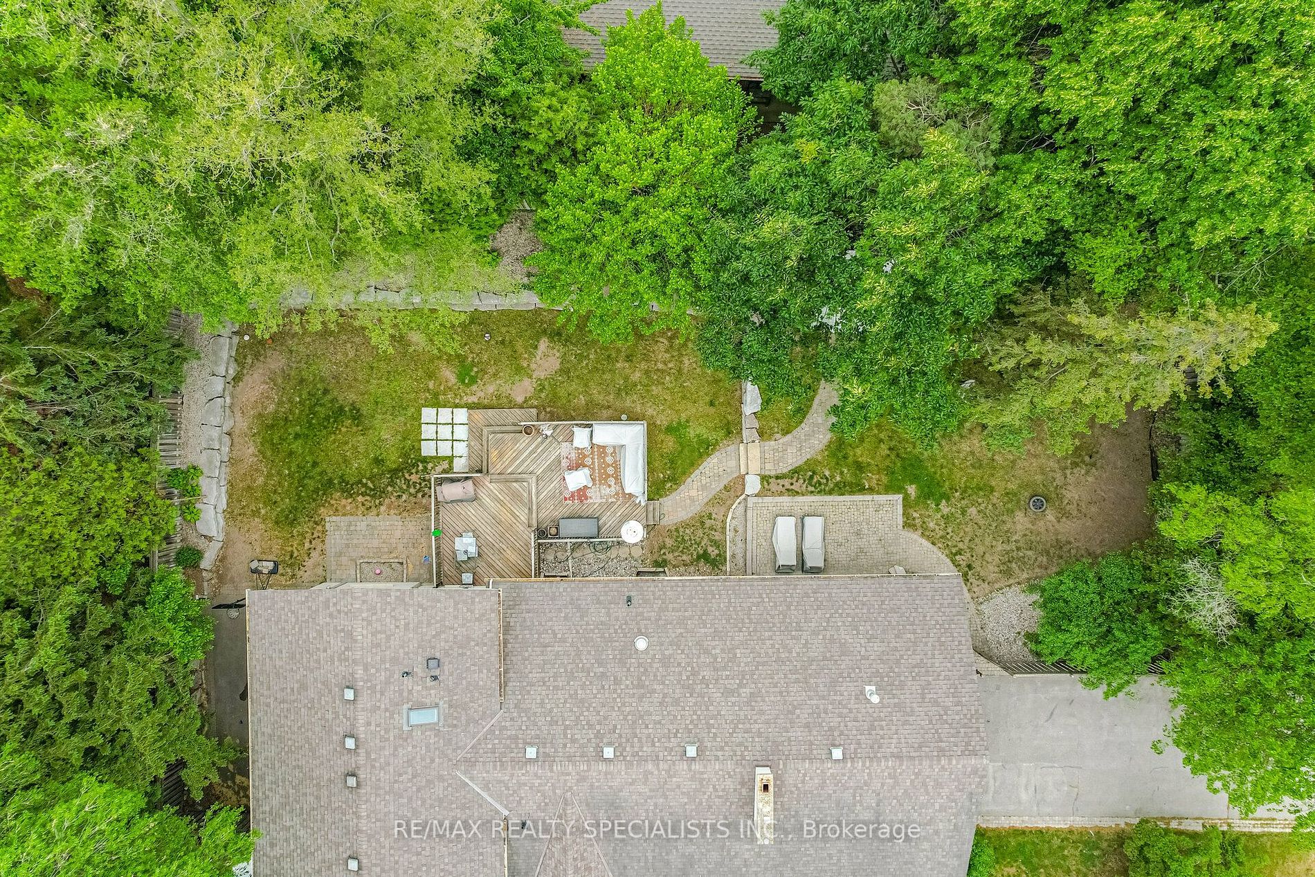 1572 Knareswood Dr