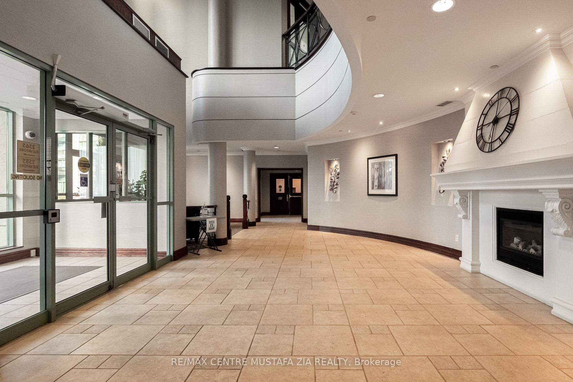 2585 Erin Centre Boulevard, #1005