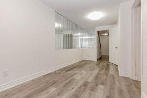 30 Heathcliffe Sq, #46