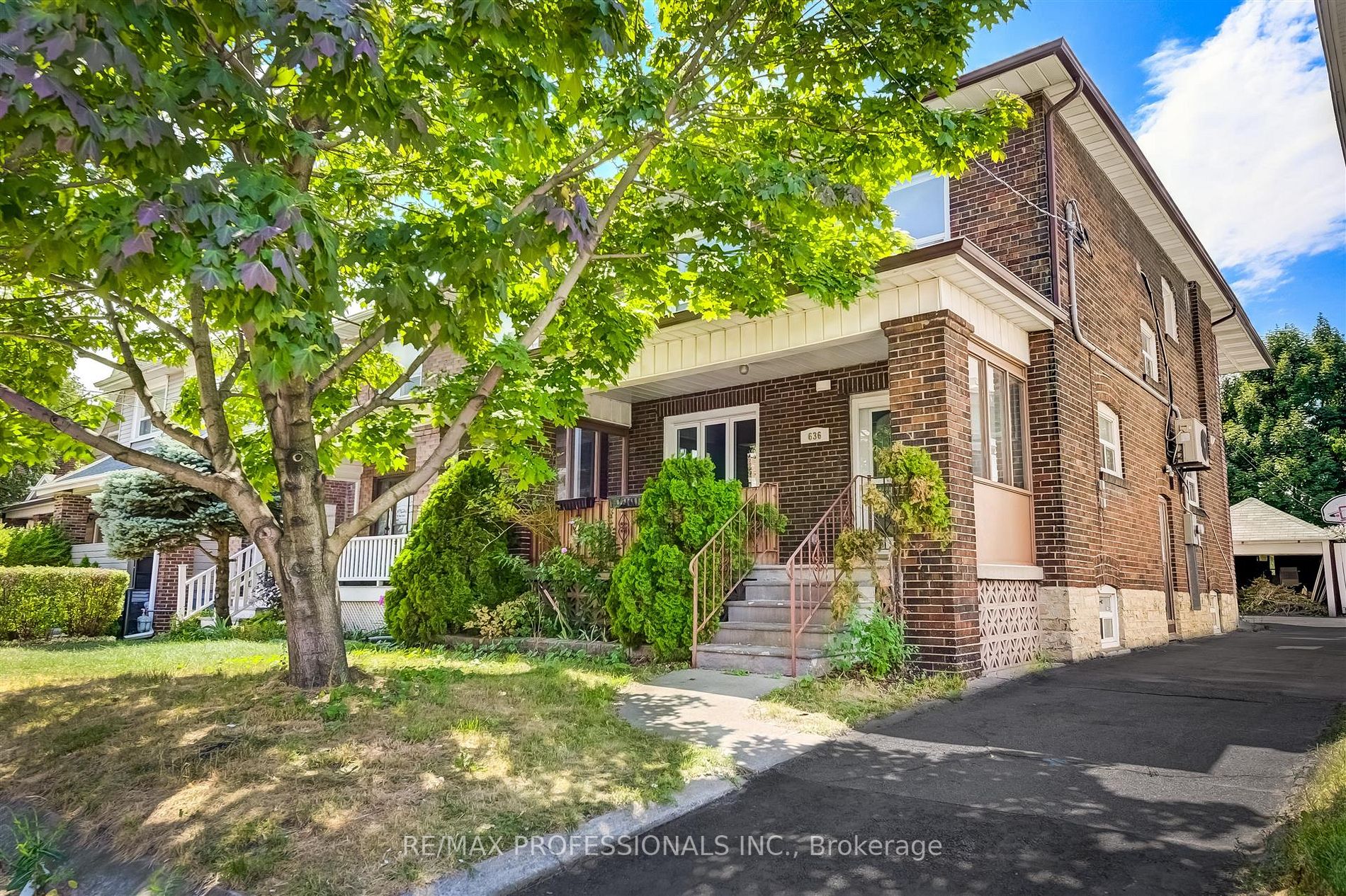 636 Runnymede Road