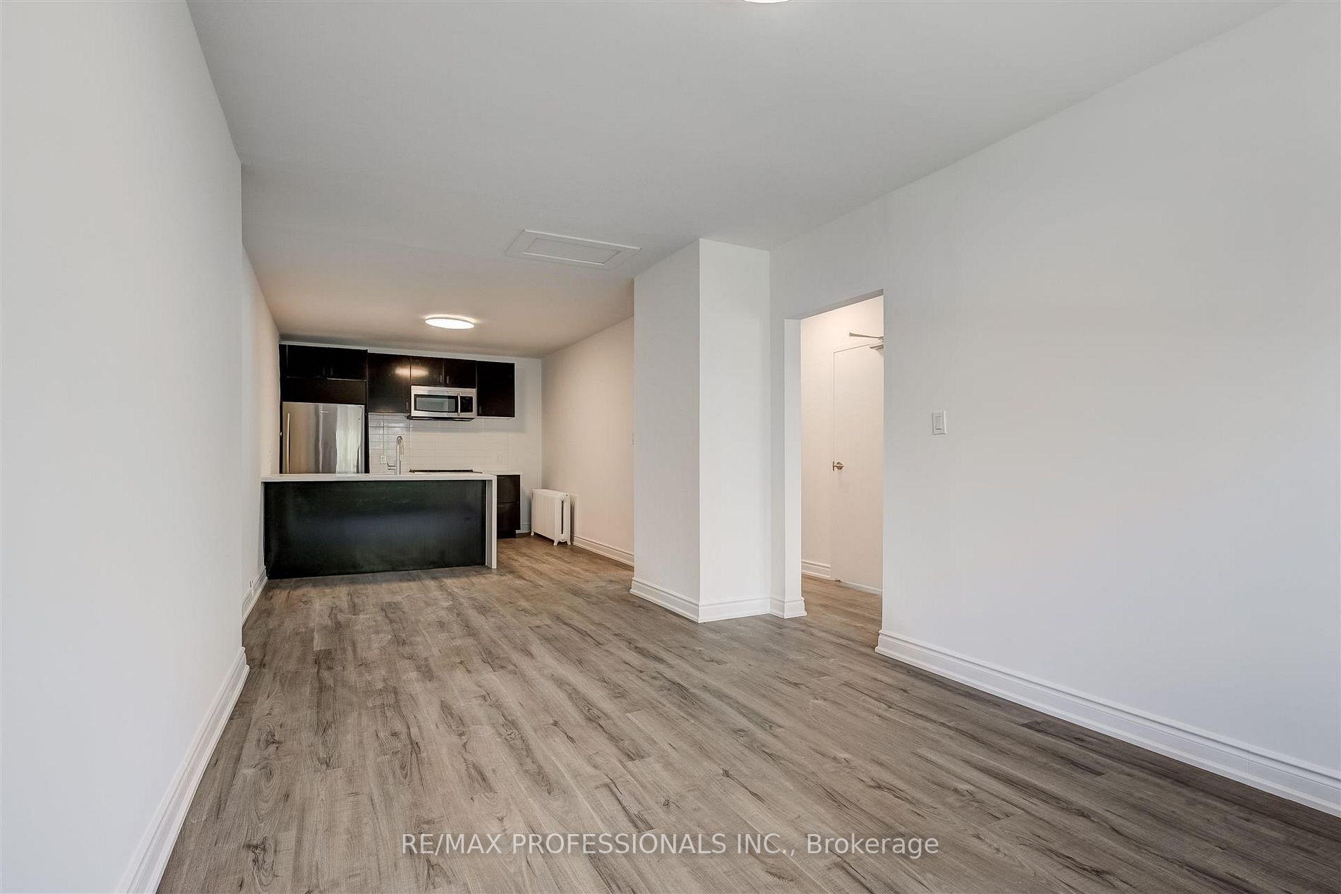 636 Runnymede Road