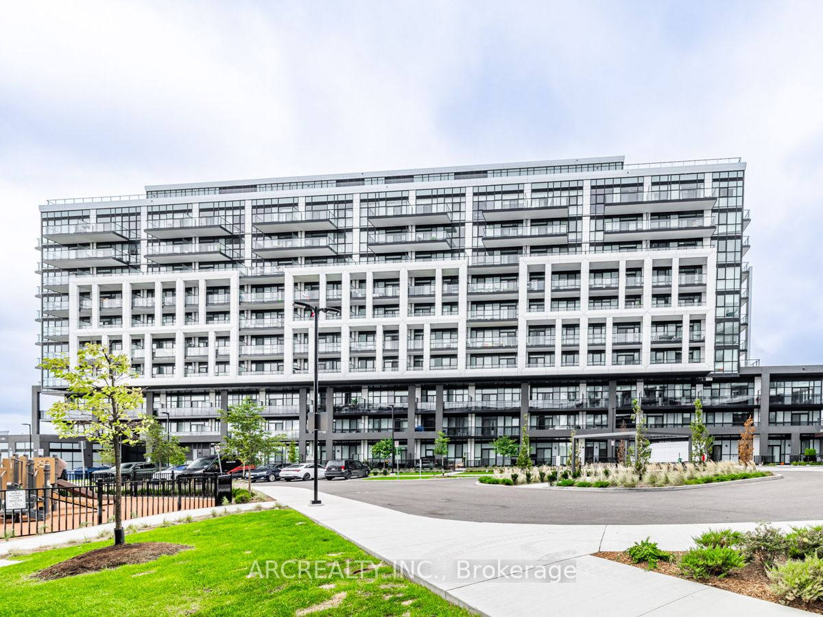 50 George Butchart Dr, #618