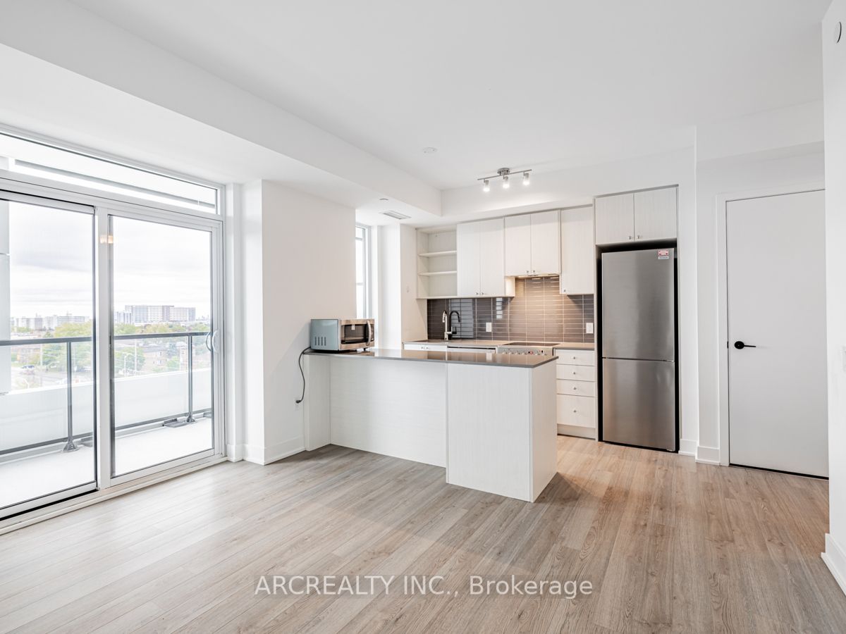 50 George Butchart Dr, #618