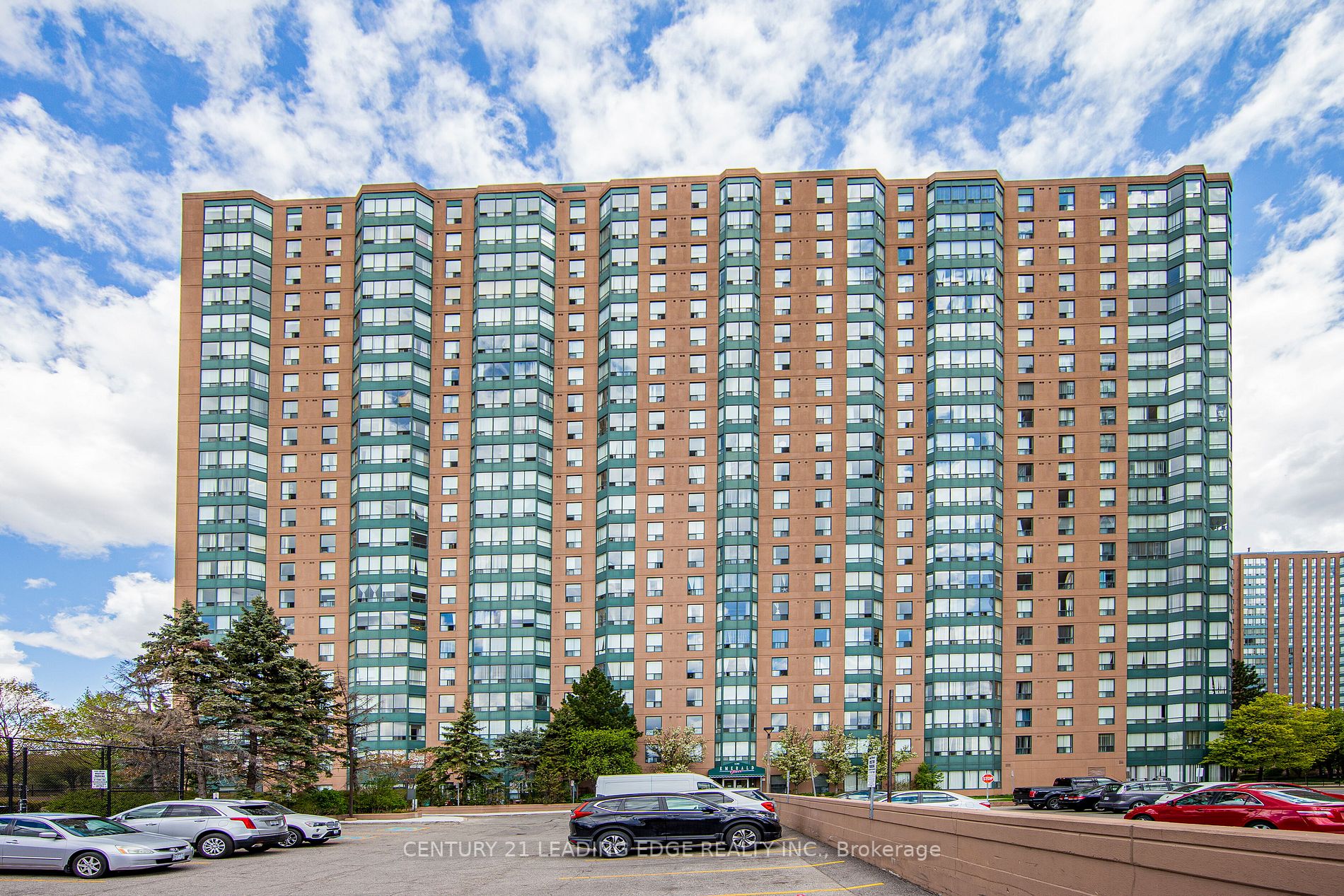 135 Hillcrest Ave, #1410