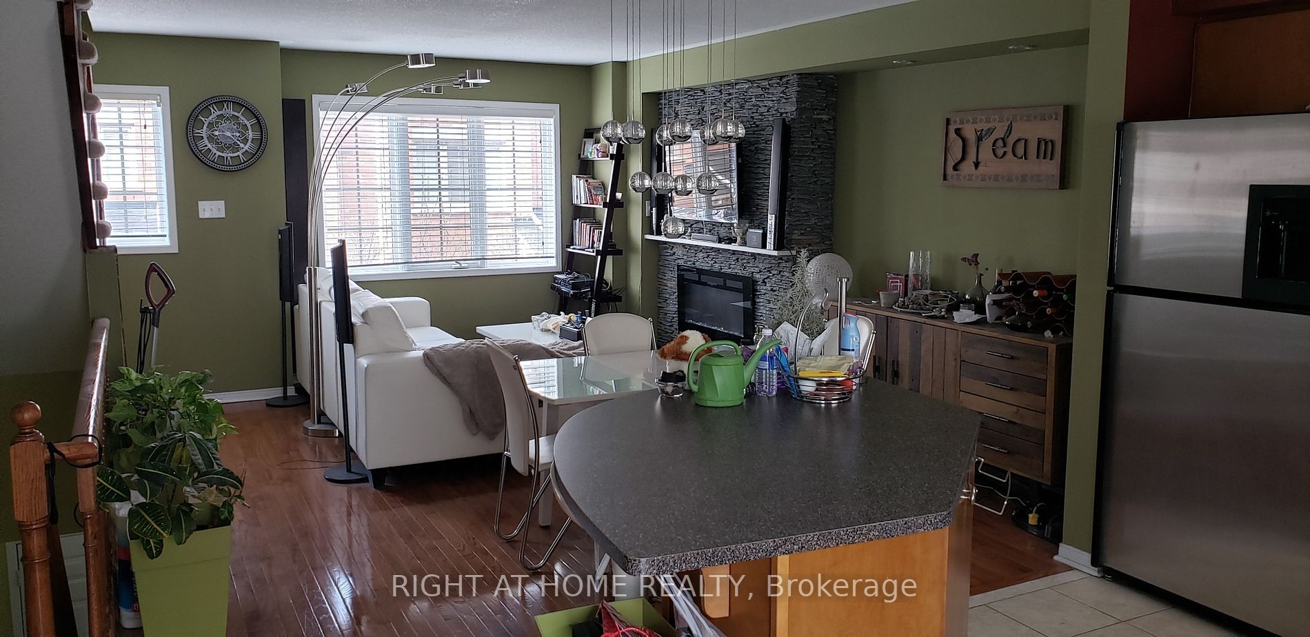 130 Tenth St, #5