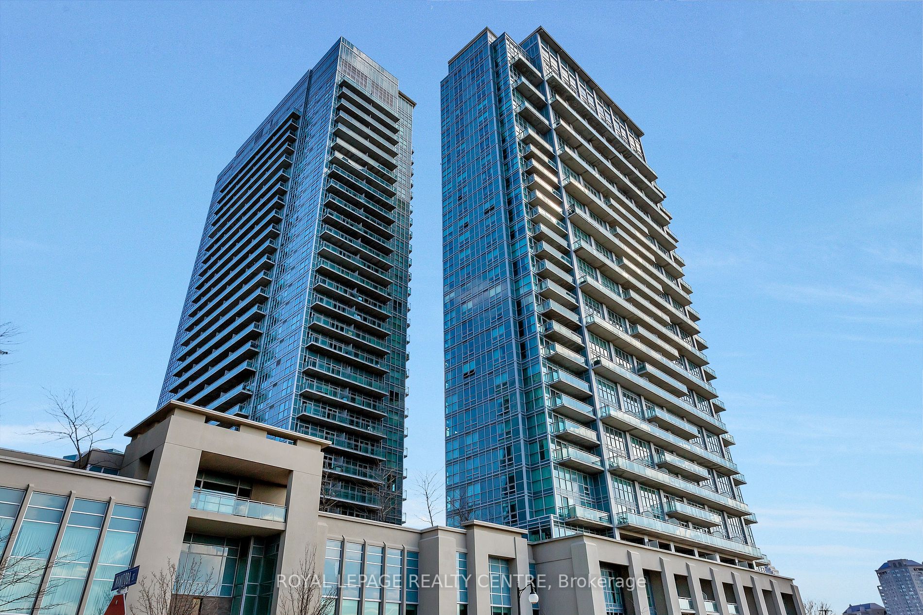 155 Legion Road N, #1803