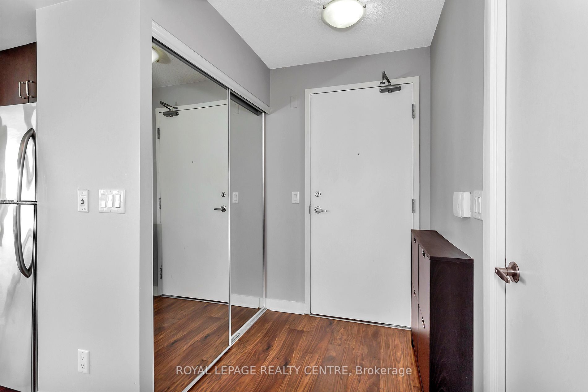 155 Legion Road N, #1803