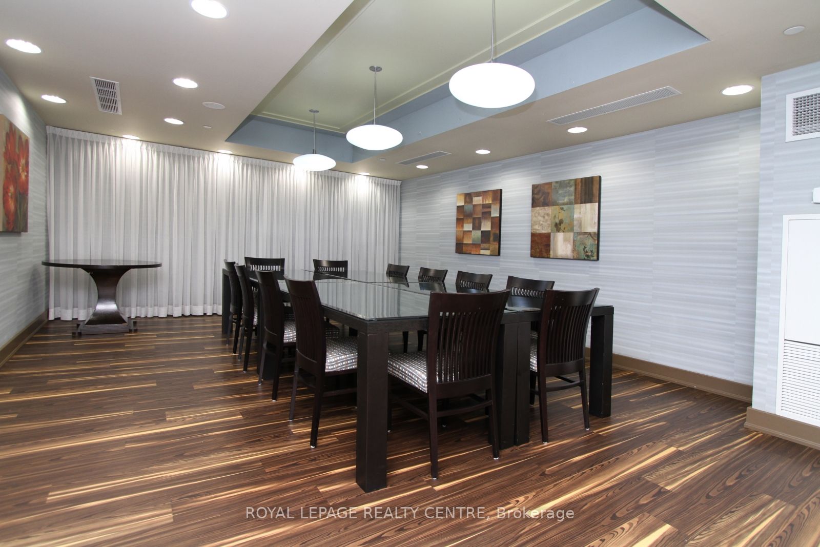 155 Legion Road N, #1803