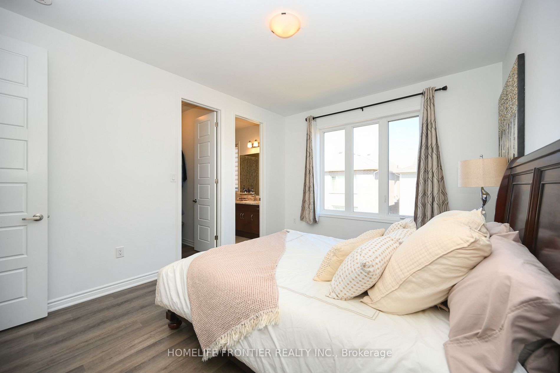 921 Chestnut Heights