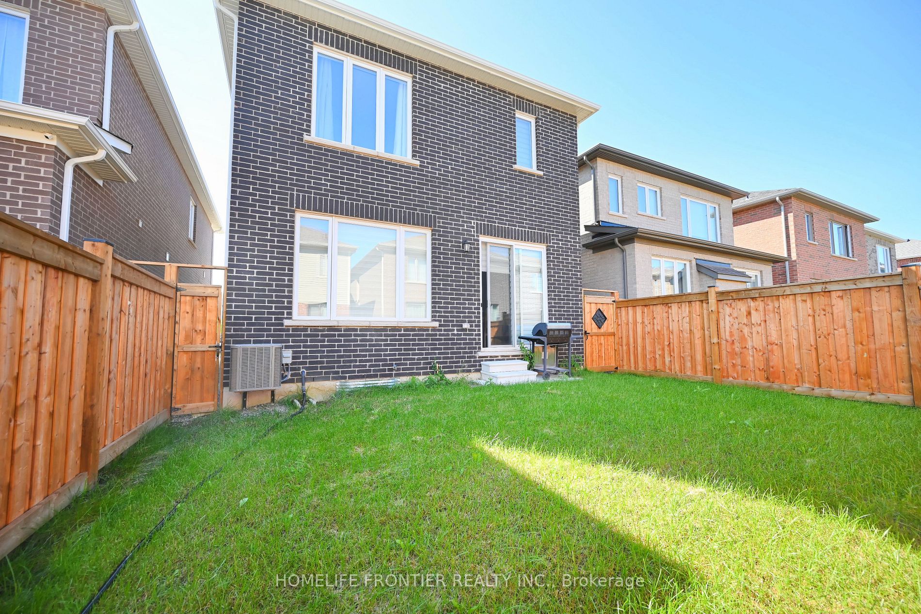 921 Chestnut Heights