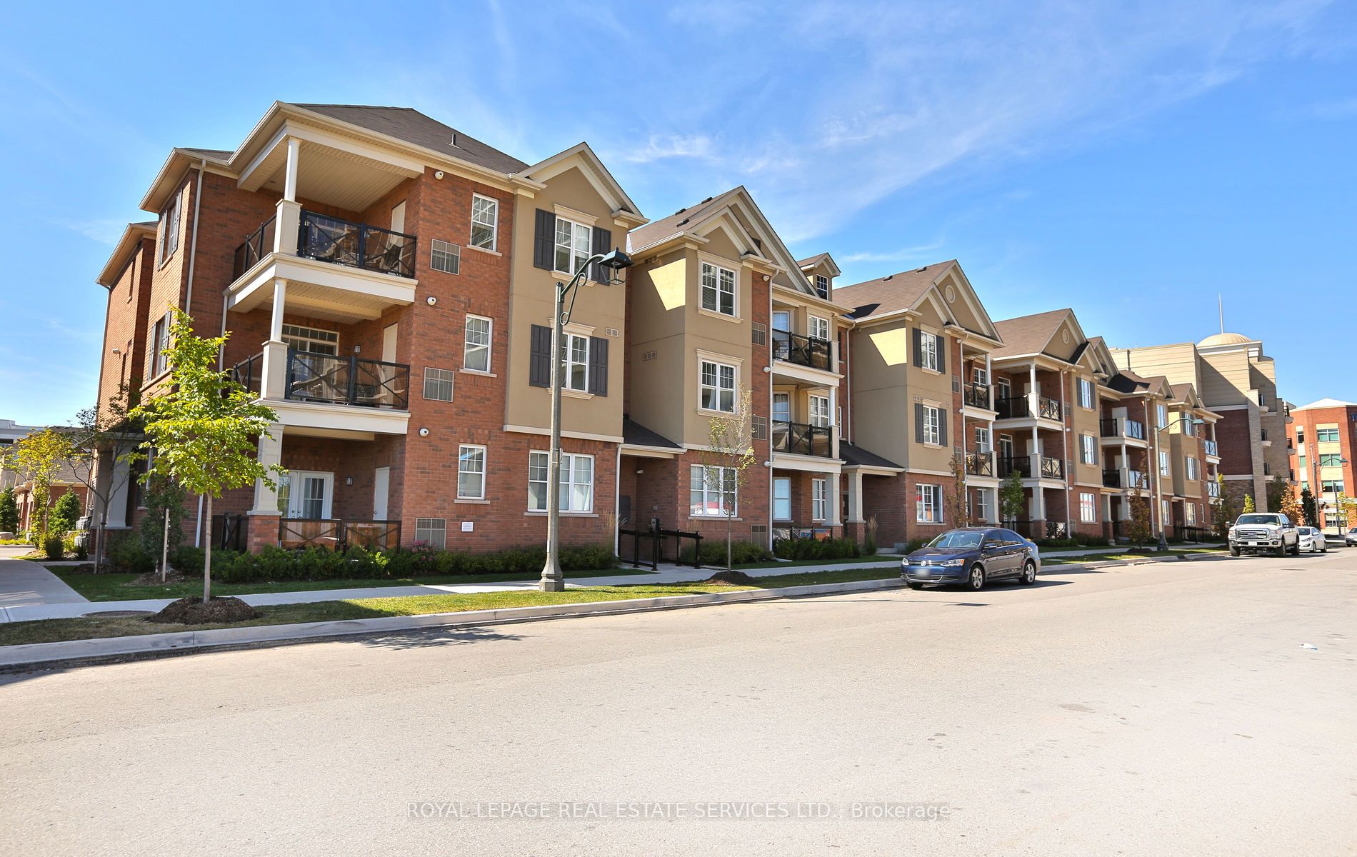 2338 Taunton Rd, #104