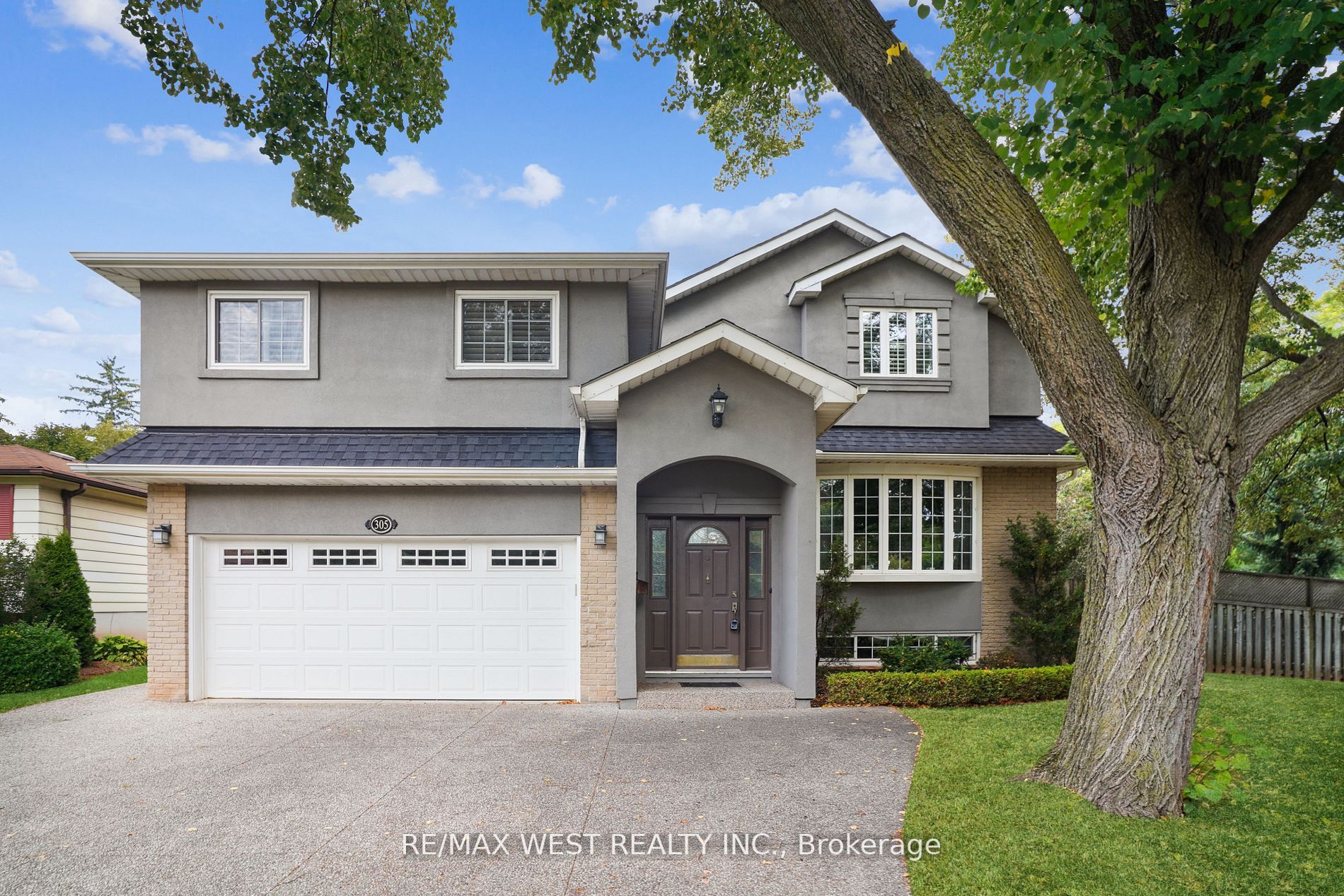 305 Sunset Dr