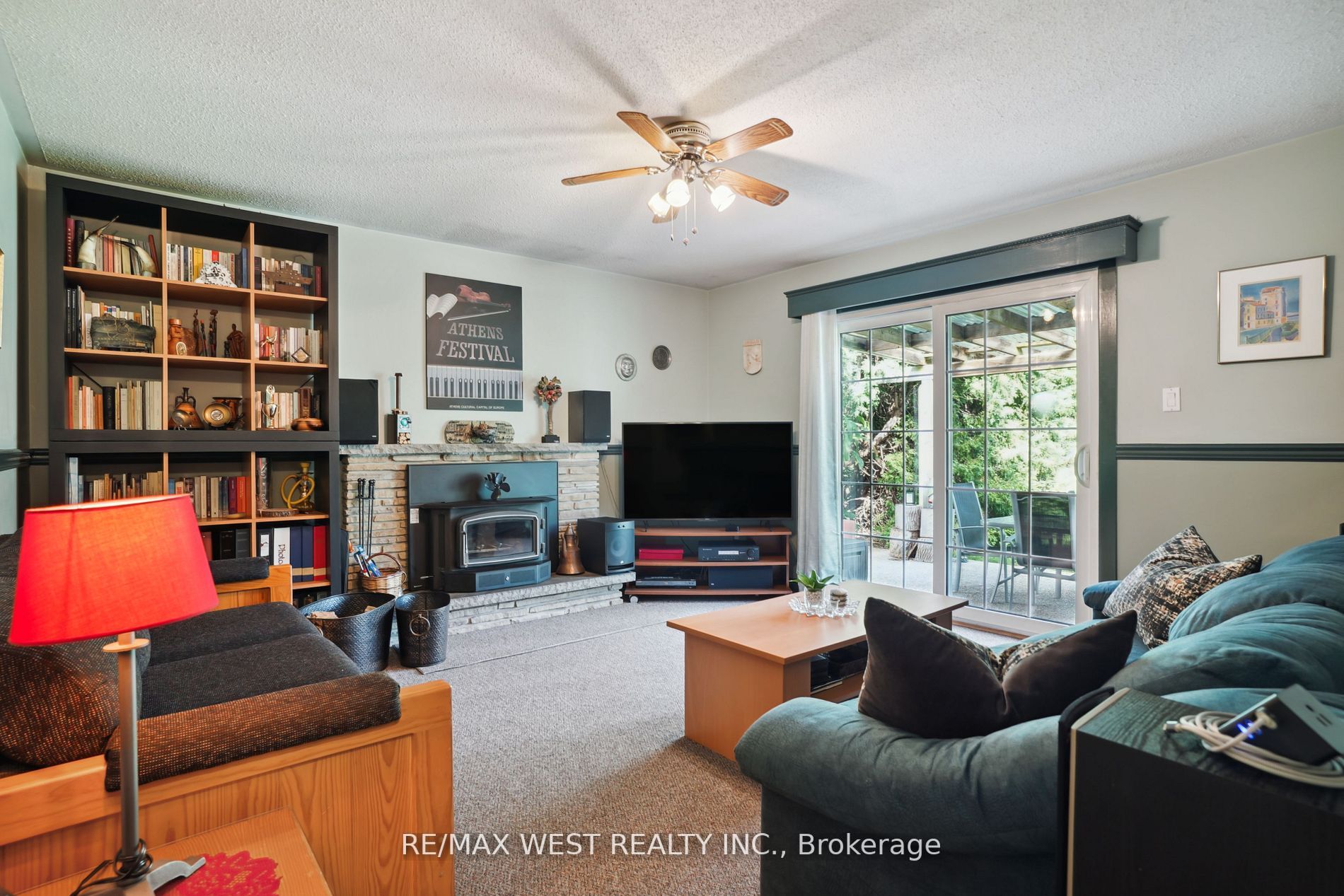 305 Sunset Dr