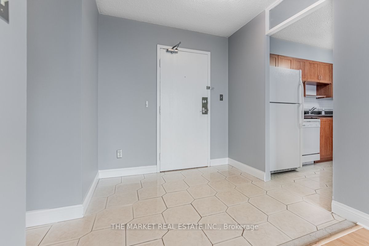 200 Robert Speck Pkwy, #1601
