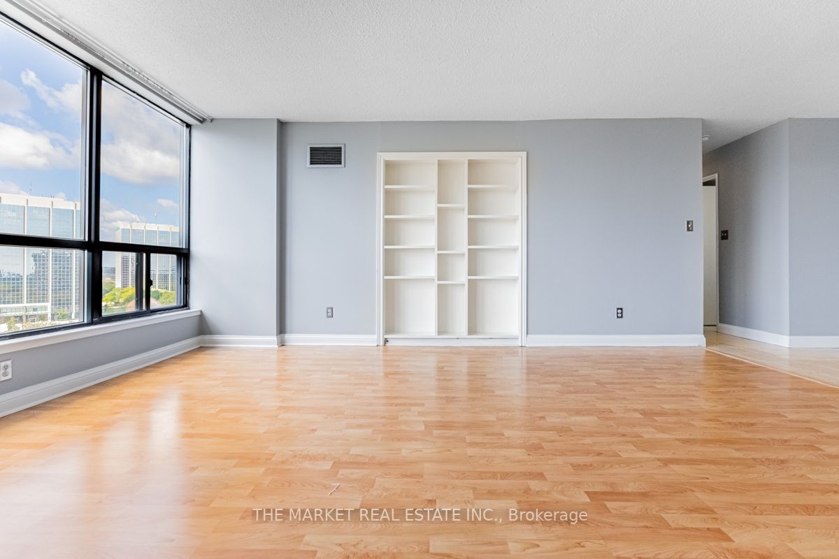 200 Robert Speck Pkwy, #1601