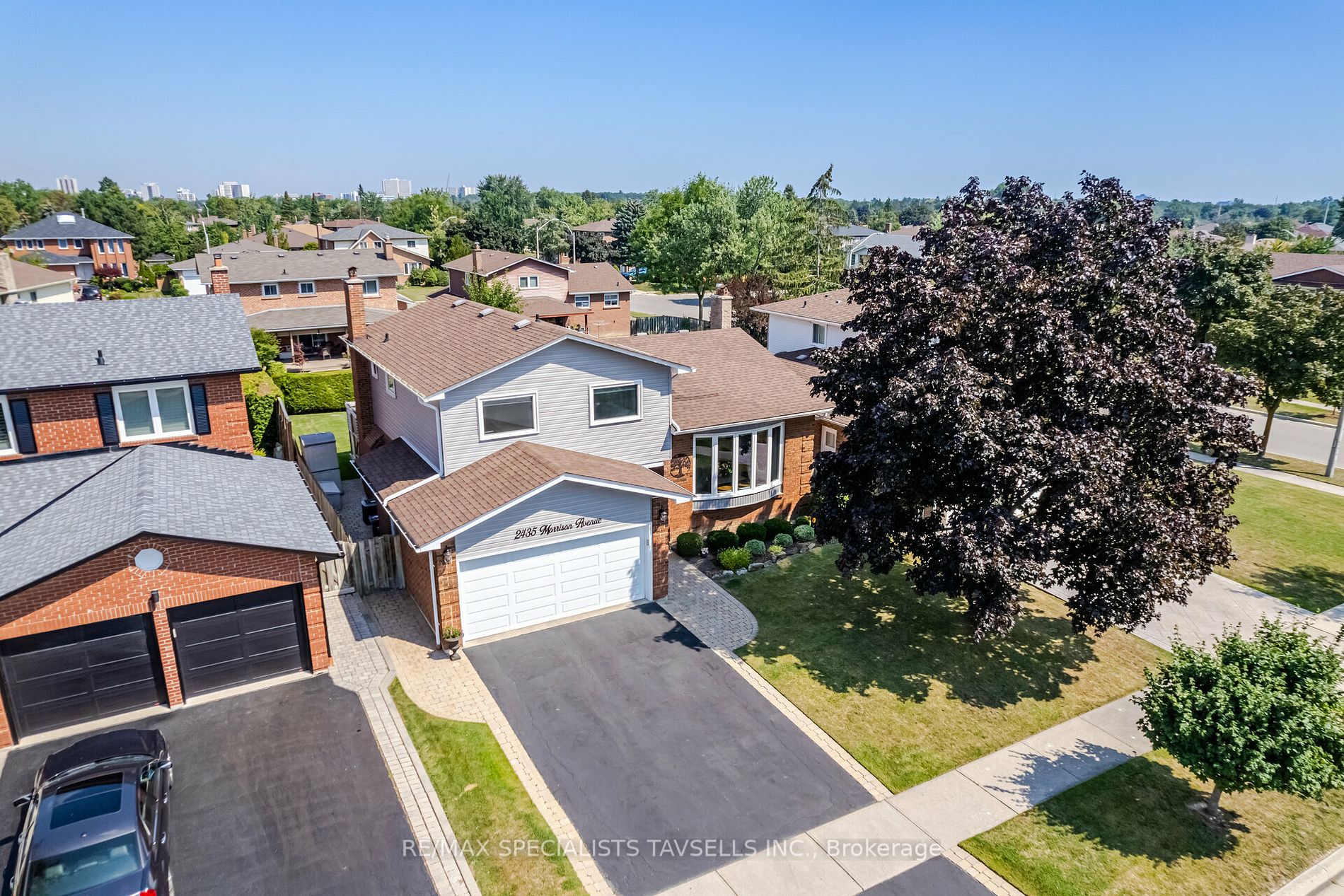 2435 Morrison Ave