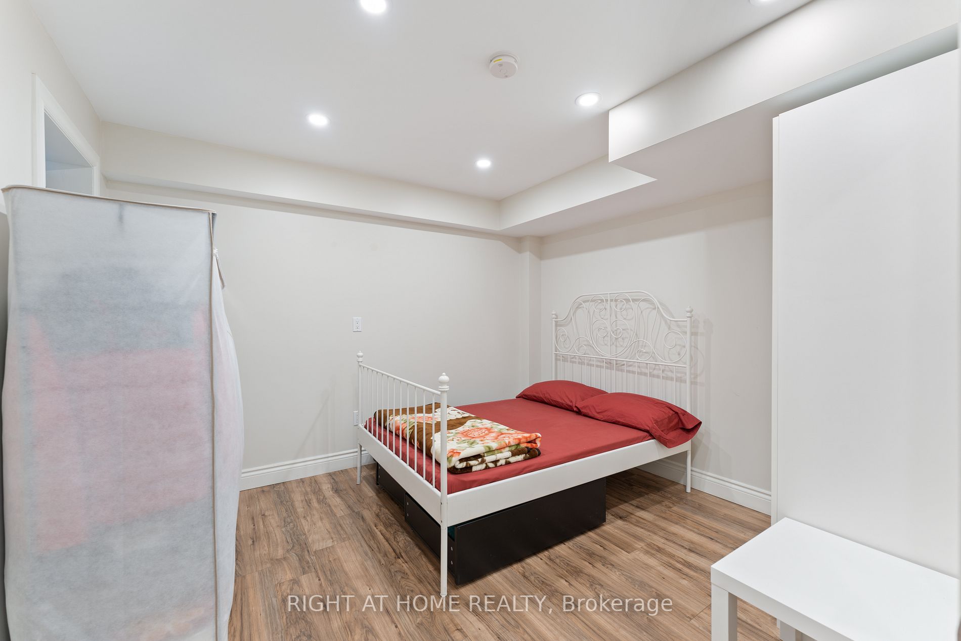 39 Heatherglen Dr