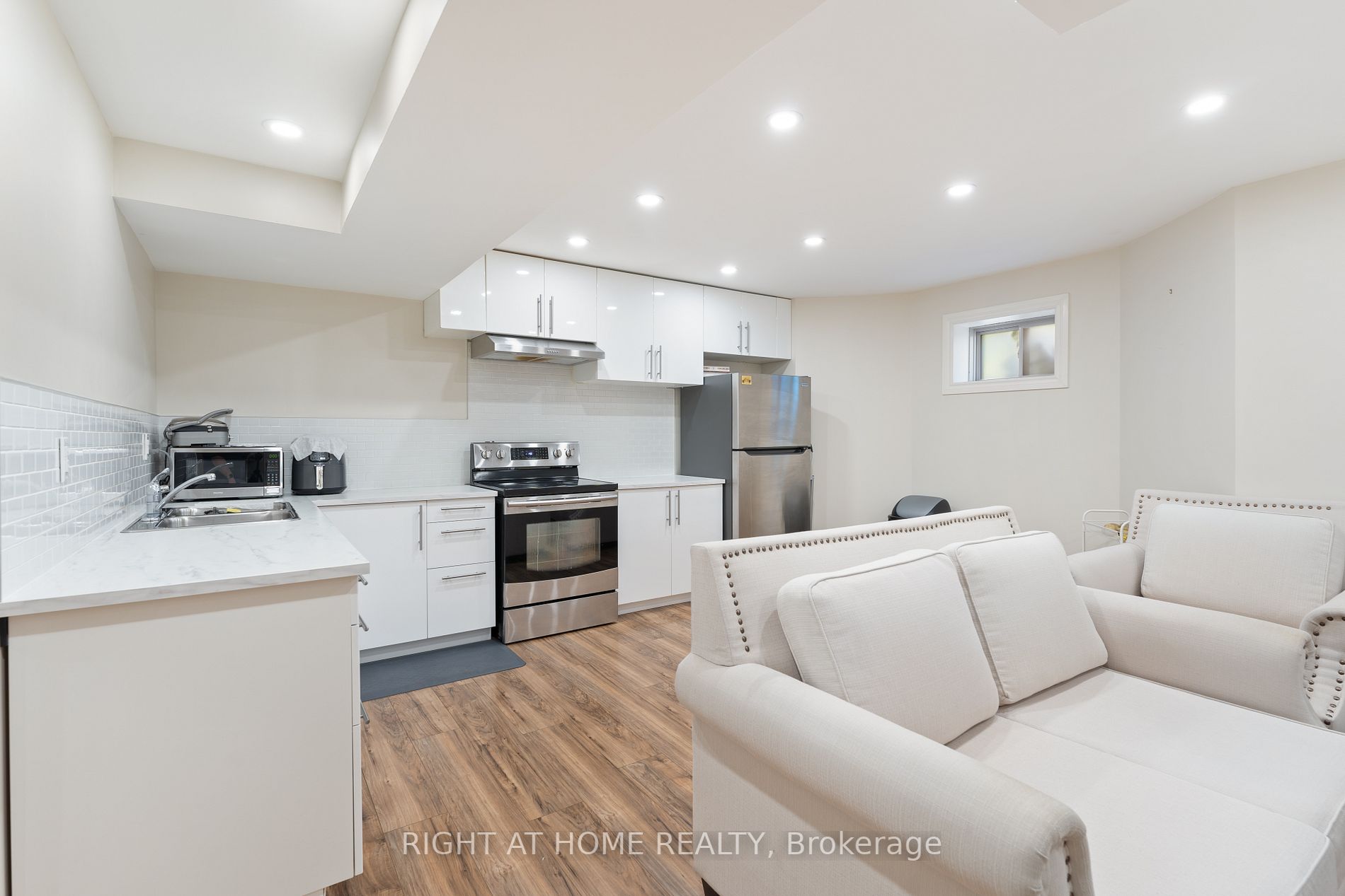 39 Heatherglen Dr