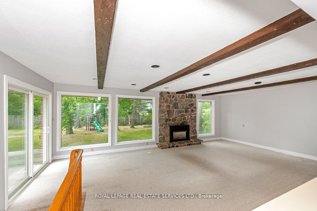 2063 Glenforest Cres