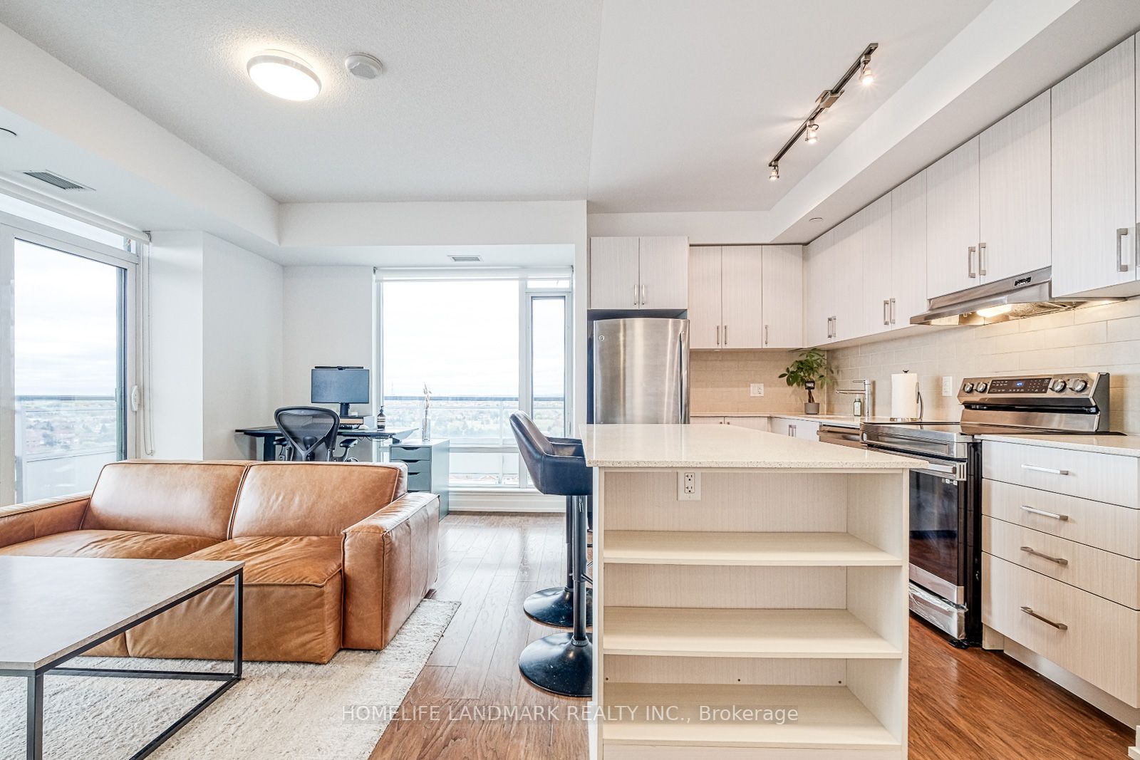 2560 Eglinton Ave W, #1205