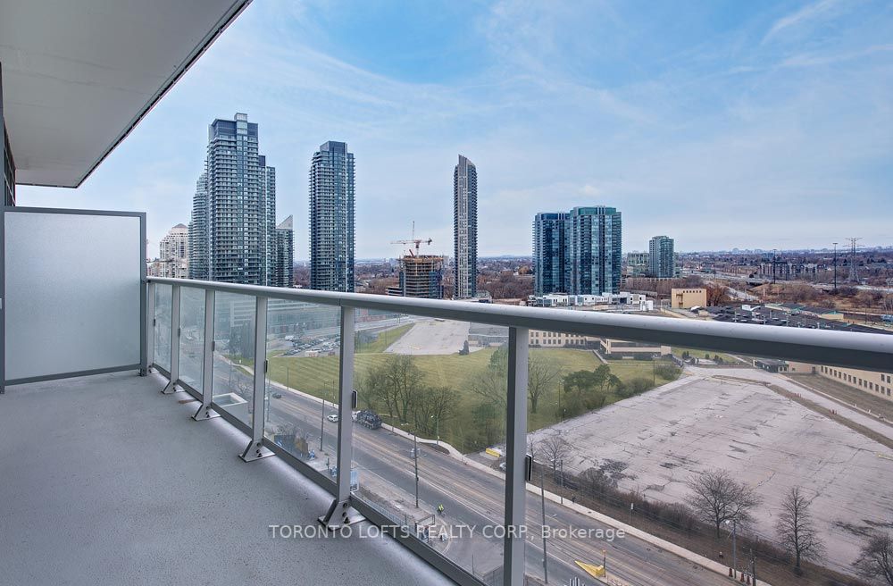 56 Annie Craig Dr, #1608