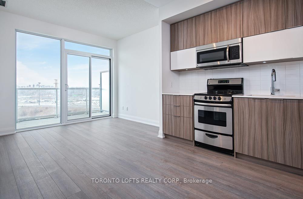 56 Annie Craig Dr, #1608